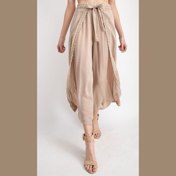 Lace Culottes Wide Leg Pants Khaki - Picture 2 of 5